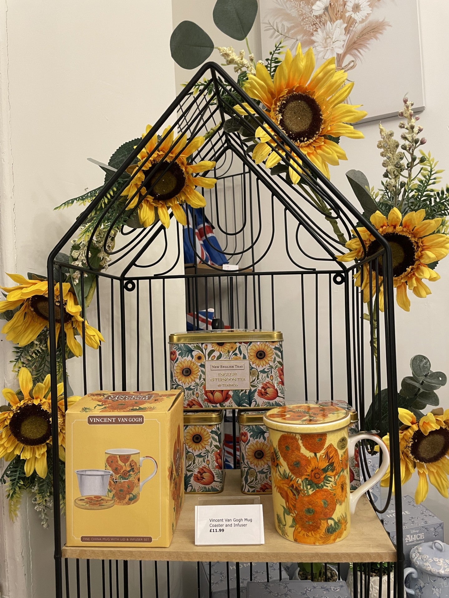 GIFTS - Teapots, mugs and more