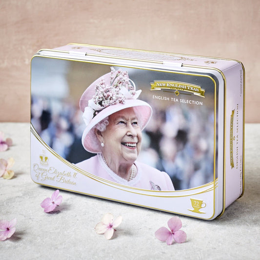 Queen Elizabeth II 72 tb selection