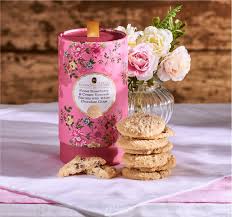 GRANDMA WILDS Victorian Strawberry and Cream with white chocolate chips