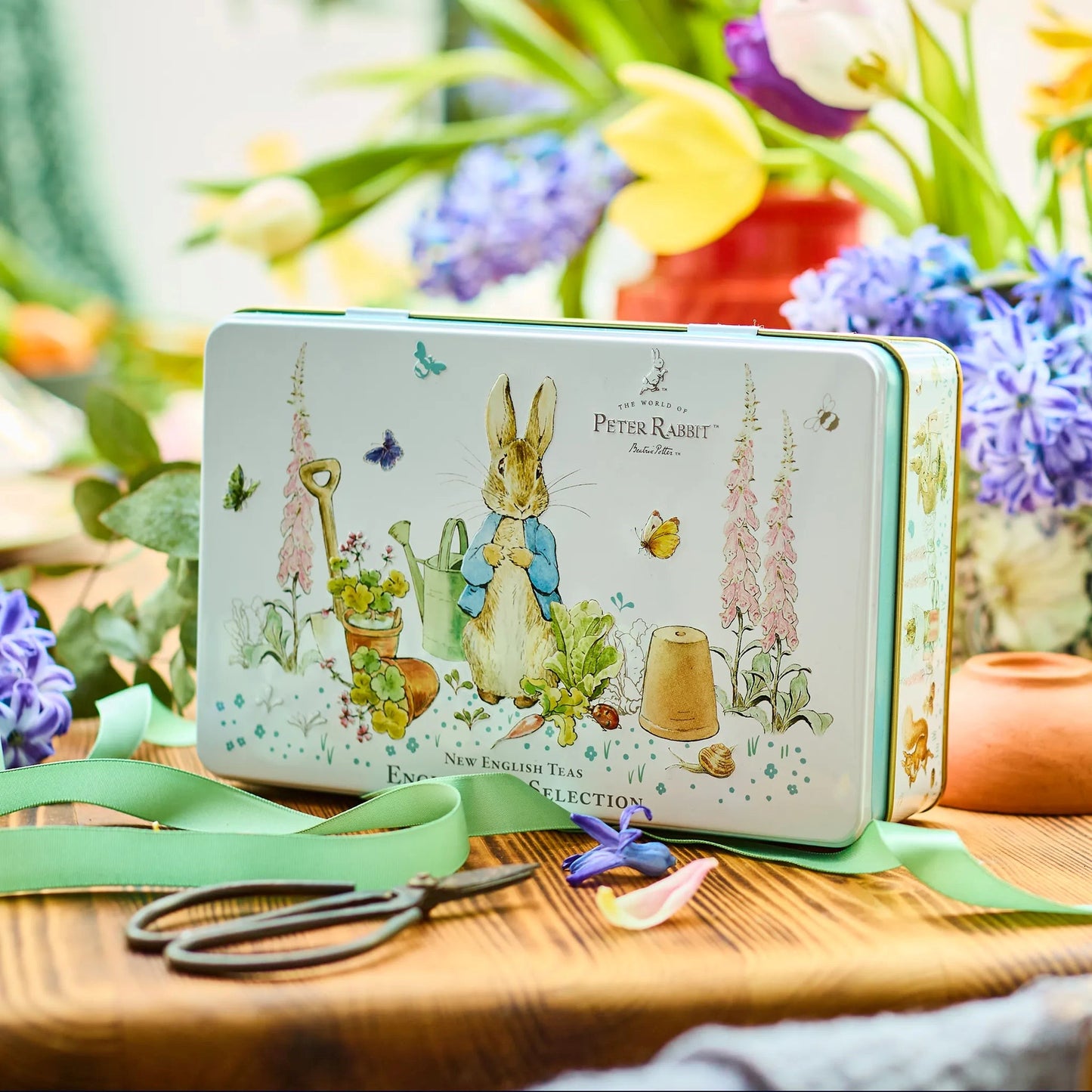 NEW ENGLISH TEAS Teabag Selection Peter Rabbit Tin 72 teabags